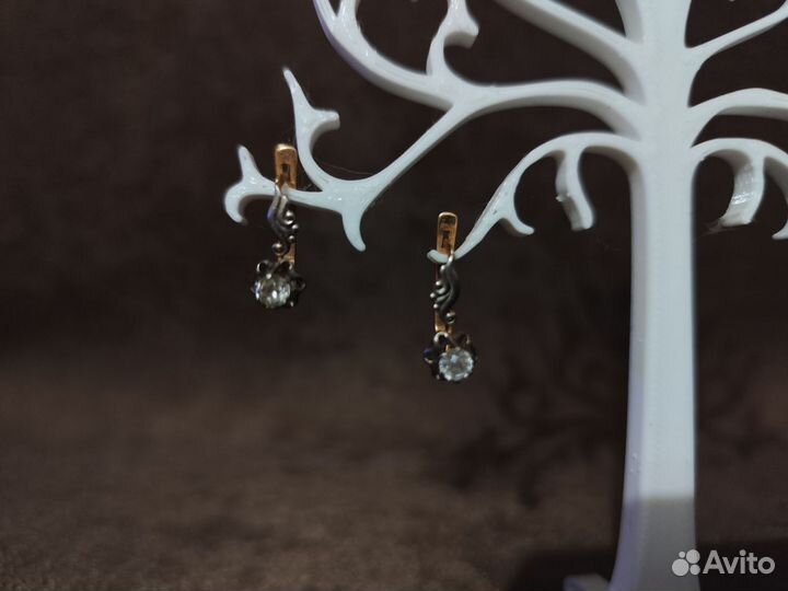 Золотые серьги