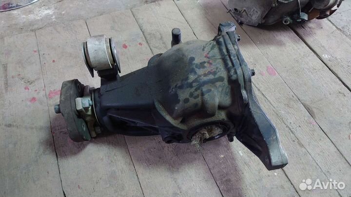 Редуктор задний Mercedes Benz