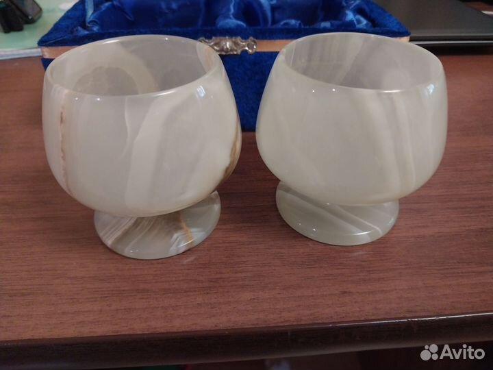 Бокалы из оникса в подарочной упаковке