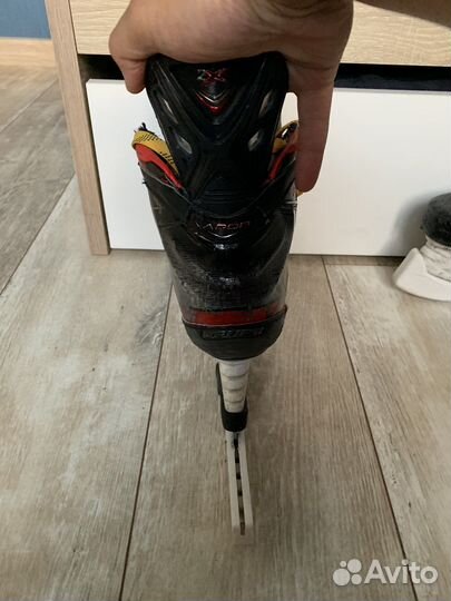Хоккейные коньки bauer