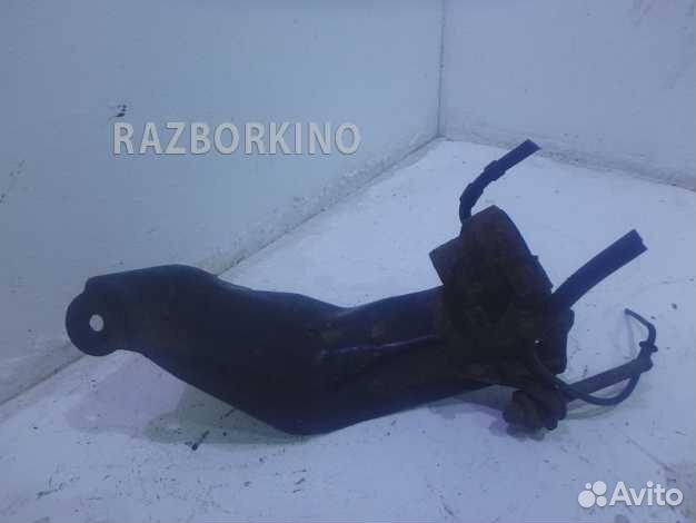 Рычаг передний правый верхний