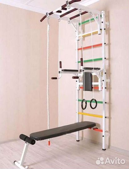Шведская стенка с канатом и кольцами