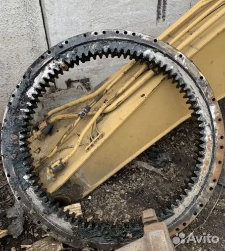 Опорно поворотный круг CAT 300/336