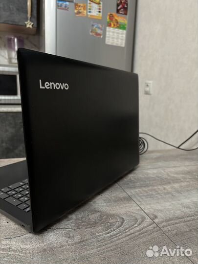 Ноутбук Lenovo бу
