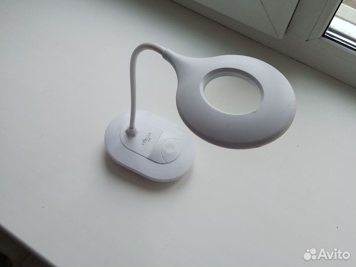 Продам переносную лампу