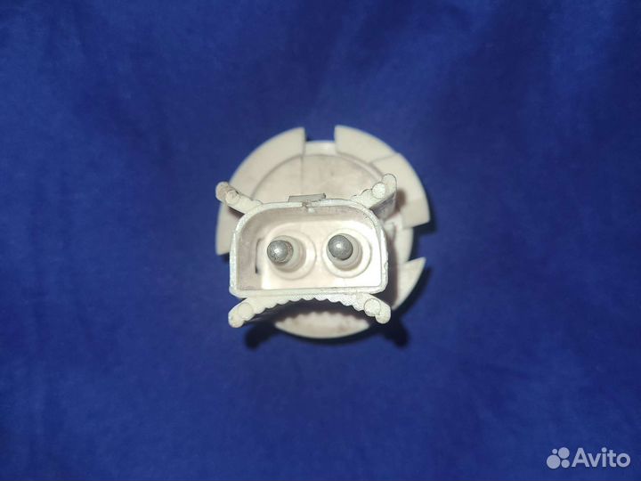 Патрон лампы 2-контактный Volvo