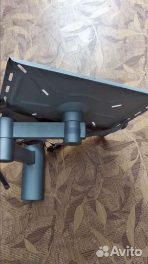 Кронштейн для телевизора поворотный