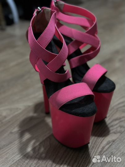 Стрипы тройки 38 неоновые