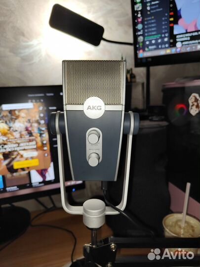 Микрофон AKG lyra