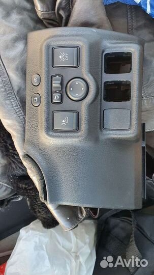 Консоль торпеды с кнопками Nissan note 17 г E12 в