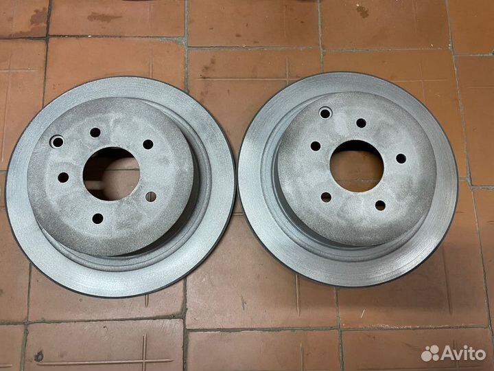 Диск тормозной задний Nissan Murano Z51 FX Q70