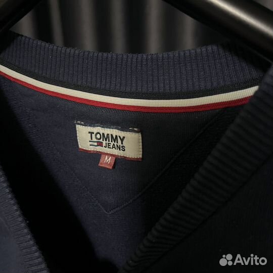 Tommy hilfiger свитшот