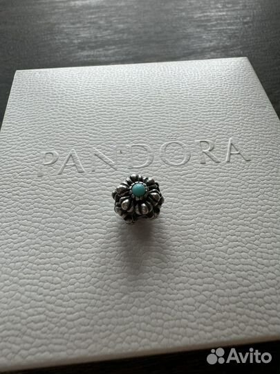 Украшение шарм