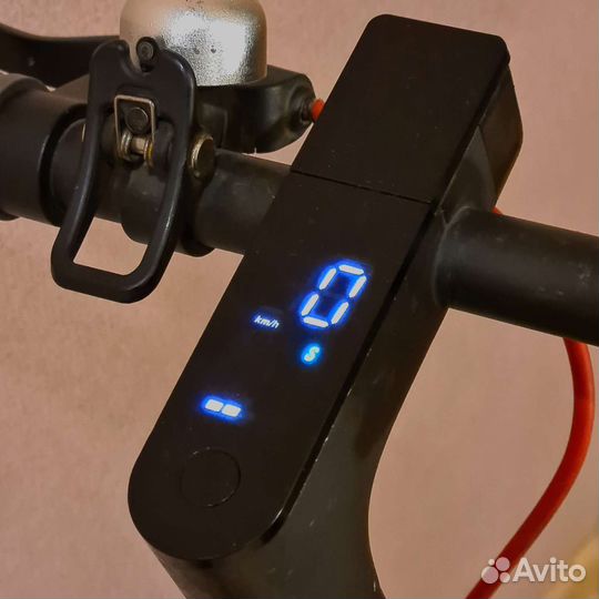 Электросамокат xiaomi m365 pro оригинал