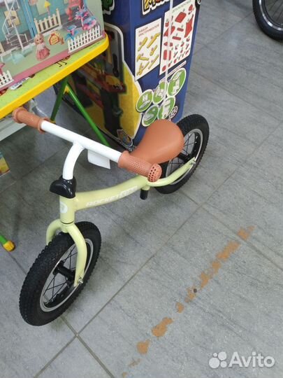 Беговел для малышей от 1 года