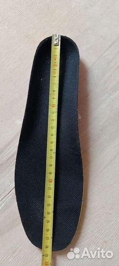 Лыжные ботинки, чехол, связки для лыж, лапки палок