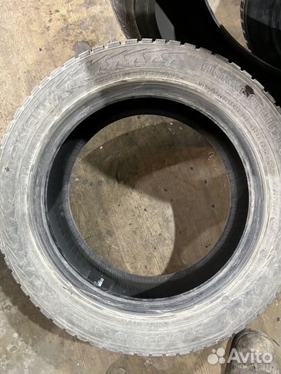 Nokian Tyres Hakkapeliitta 1 205/65 R16