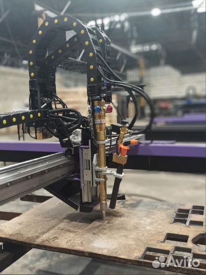 Станок плазменной резки металла. Источник maxpro