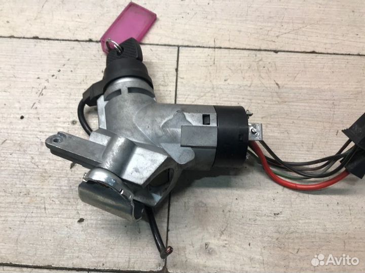 Замок зажигания Mercedes Vito W638 OM611 2003