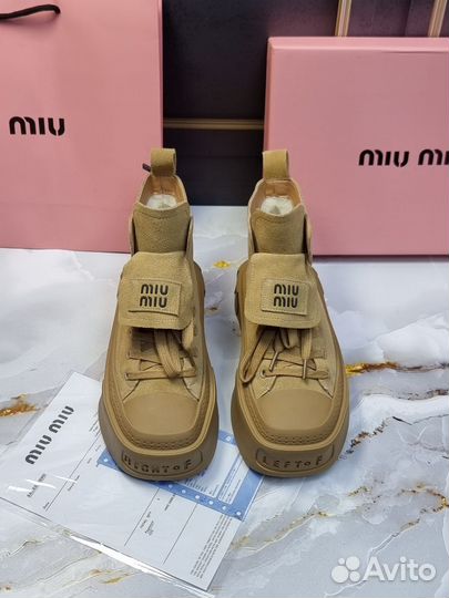 Ботинки miumiu зимние 37