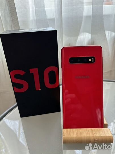 Samsung Galaxy S10, 6/128 ГБ