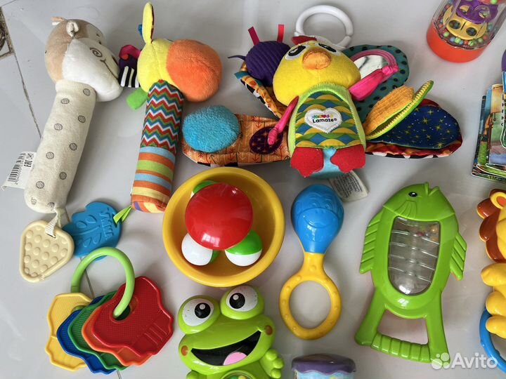 Развивающие игрушки пакетом
