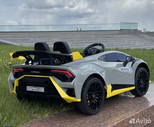 Детский электромобиль Lamborghini Huracan STO 12V