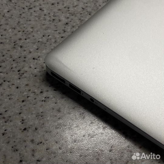 Apple MacBook Air 13 2012