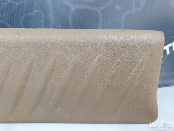 Обшивка салона задняя правая Chevrolet Trailblazer