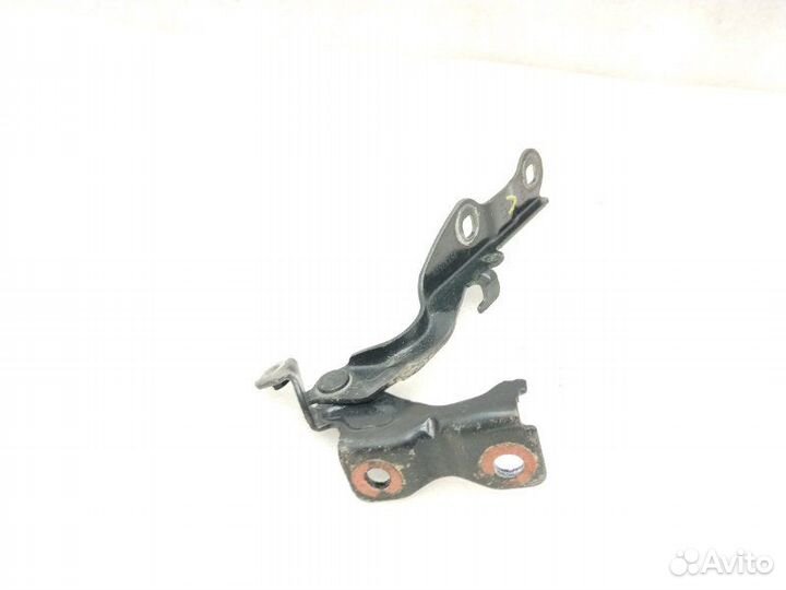 Петля капота левая Chevrolet Cruze J300 F16D3 2013