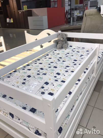 Детская кровать из массива березы в наличии
