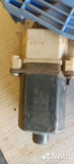 Электростеклоподьемники задние лада гранта