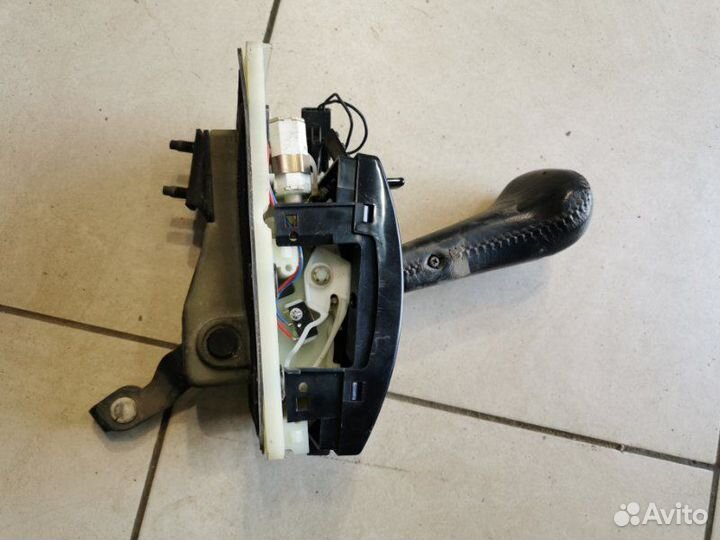 Селектор АКПП Subaru Forester 1997