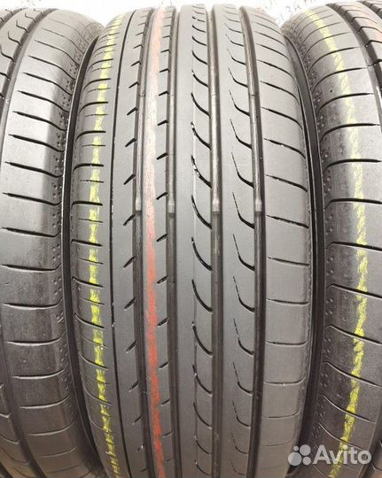 Yokohama BluEarth RV-02 205/60 R16 92H