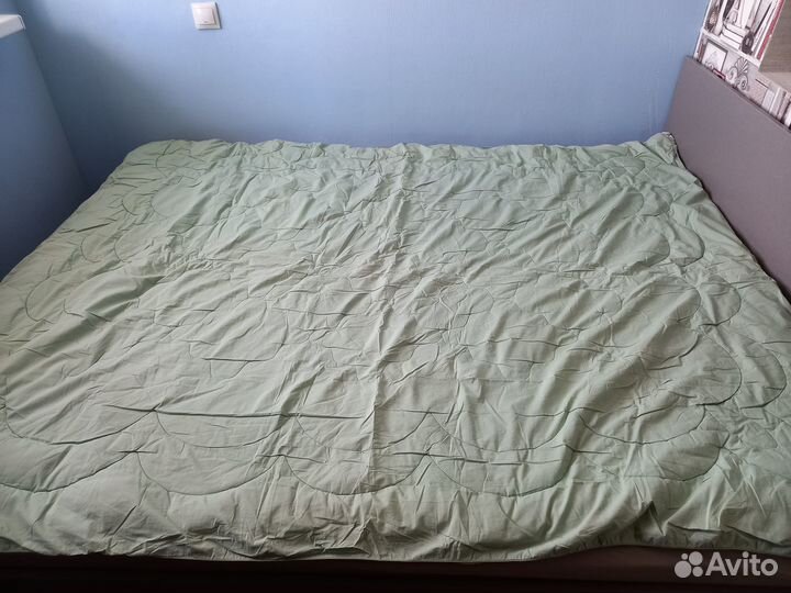 Покрывало на кровать / Одеяло + товары для дома