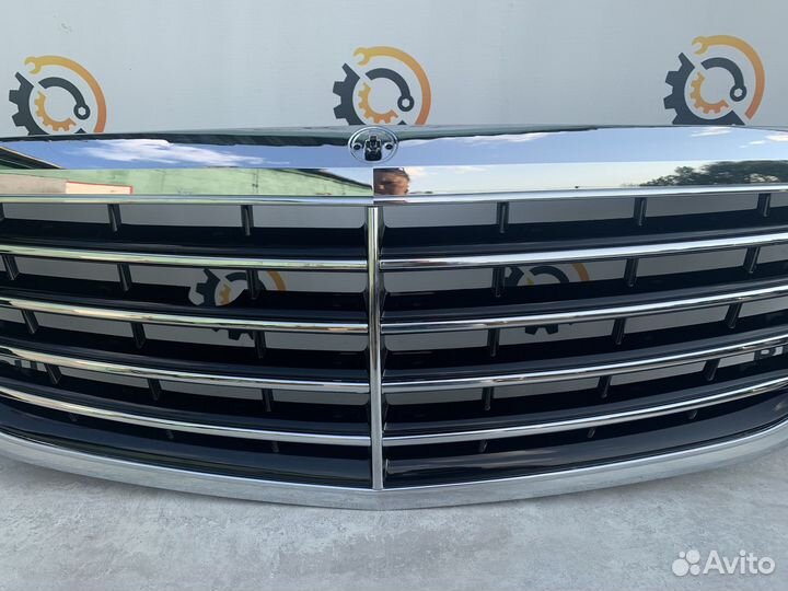 Решетка радиатора Mercedes W222 A2228800083