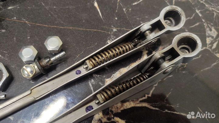 Поводки Bakony, форсунки, гайки, дворники