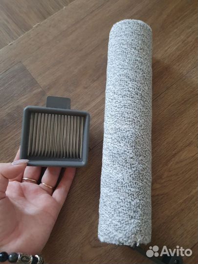 Вертикальный пылесос Dreame H12 серый