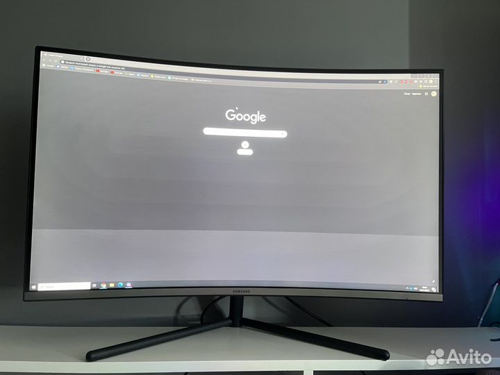 4к Монитор samsung 32 дюйма изогнутый