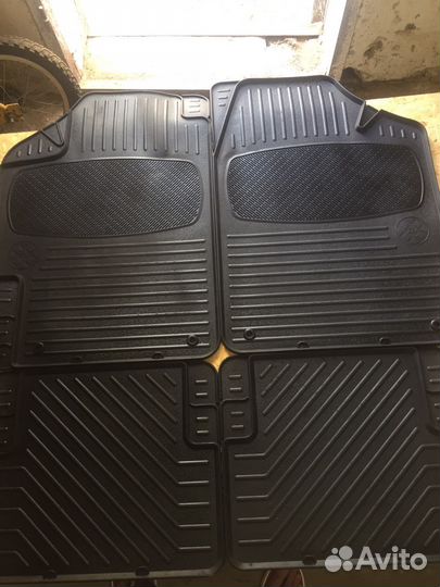 Автомобильные коврики резиновые