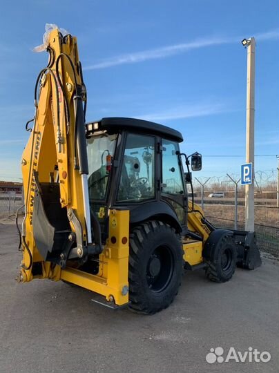 Экскаватор-погрузчик New Holland B80C, 2024