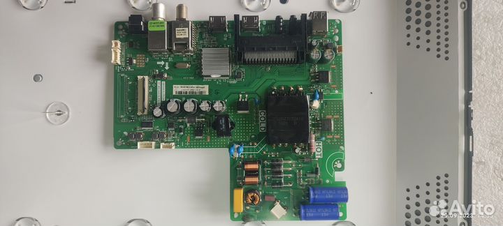 Плата от тв Thomson T40FSE1170