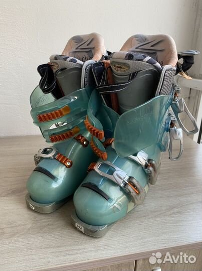 Горнолыжные ботинки lange