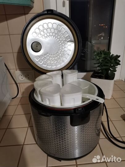 Мультиварка Redmond Skycooker RMC M223S