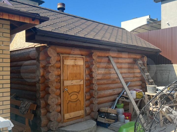 Дом 258 м² на участке 4 сот.