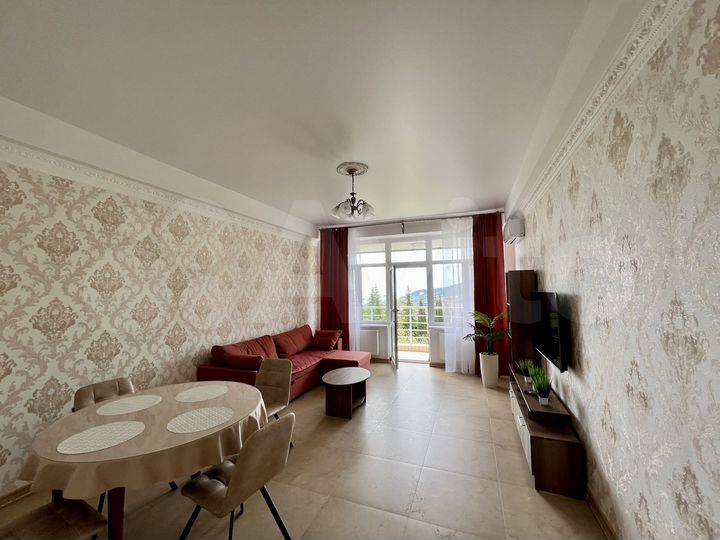 2-к. квартира, 80 м², 6/12 эт.