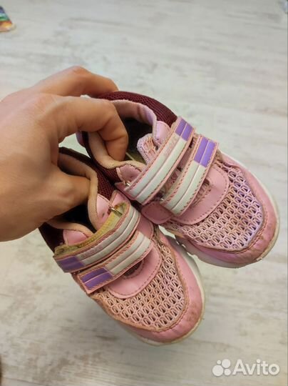 Кроссовки для девочки