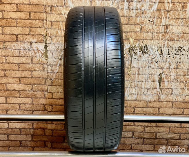 Goodyear EfficientGrip Performance 205/55 R16