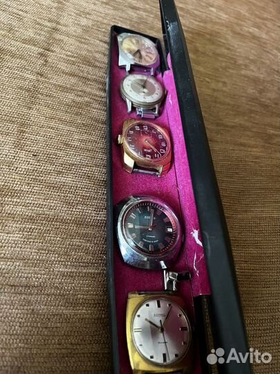 Наручные советские часы