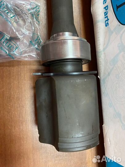 Шрус внутренний передний правый Toyota Avensis